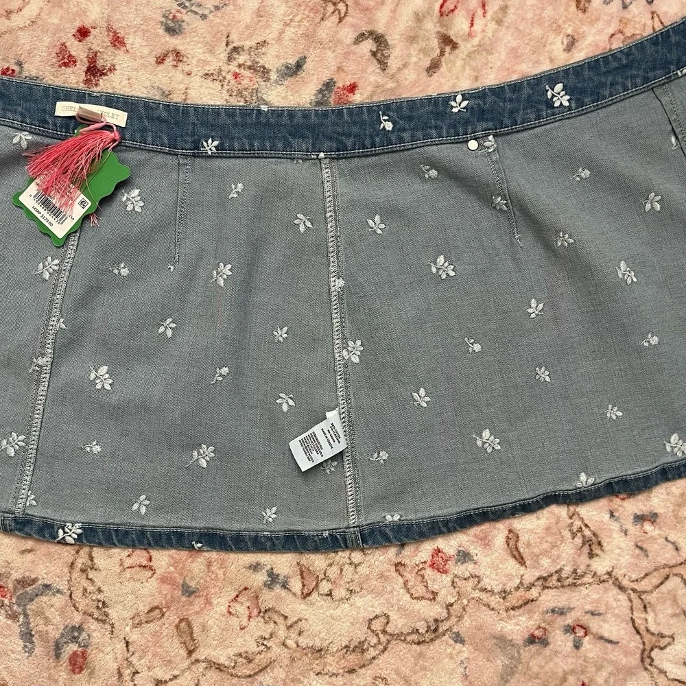 Chelsea & Violet‎ Callah Floral Embroidered Denim Mini Skirt Juniors Women Sz 29 - Picture 13 of 14